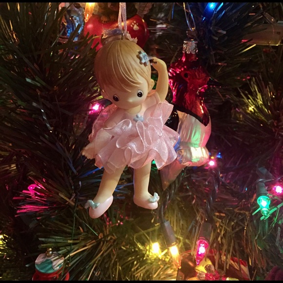 🎄Ballerina ornament she’s prima ballerina. - Picture 2 of 9